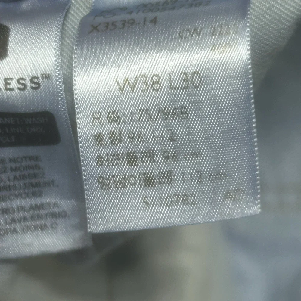 Levis levis 569